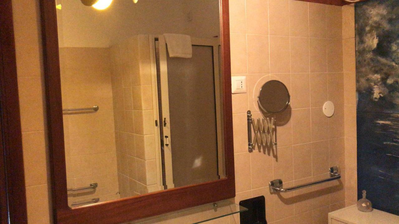 Hotel Viale Italia 41: I Migliori Anni Sassari Exteriér fotografie