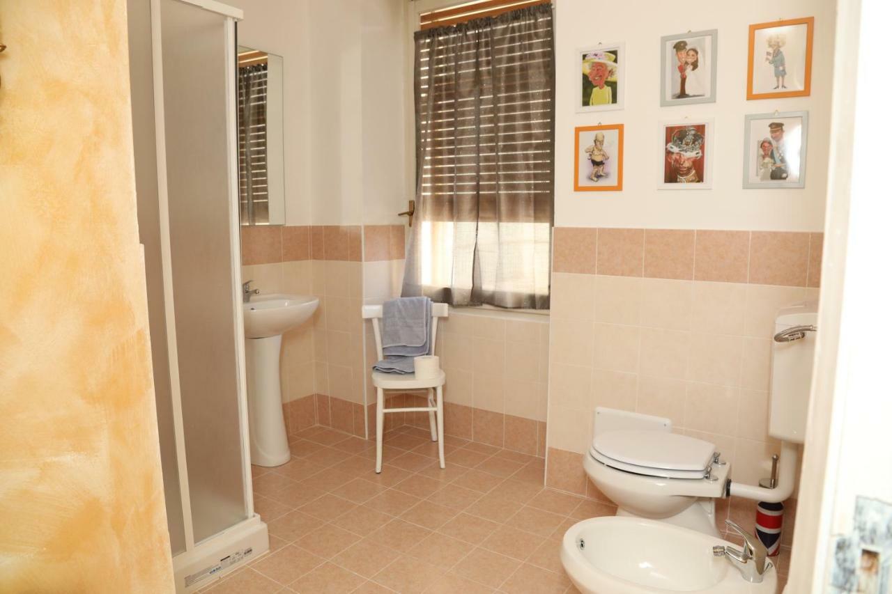 Hotel Viale Italia 41: I Migliori Anni Sassari Exteriér fotografie