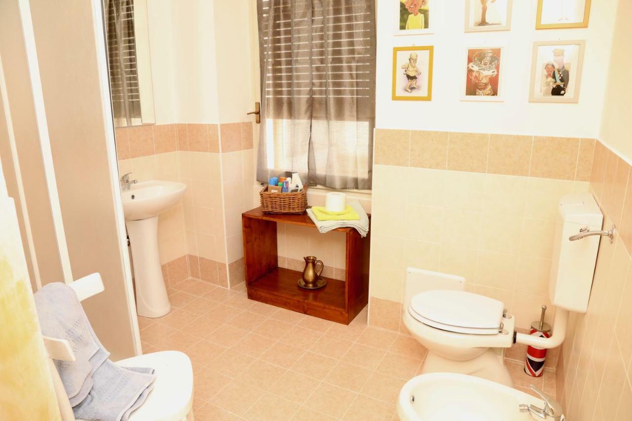 Hotel Viale Italia 41: I Migliori Anni Sassari Exteriér fotografie